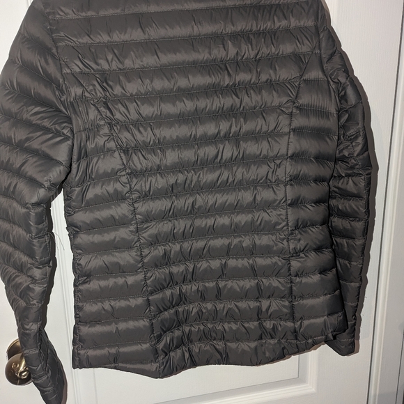 CORE light weight down jacket, small - Picture 4 of 4